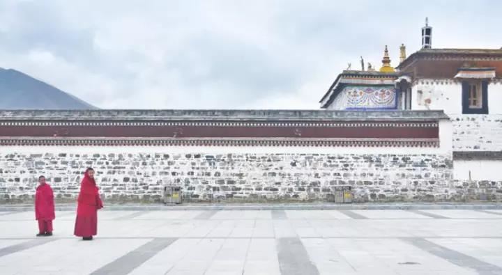 驿马多且水多为奔波之命