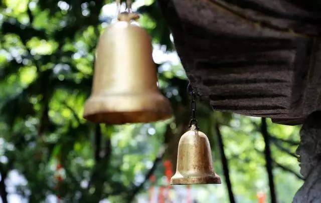 2026年4月10日五行穿衣颜色指南