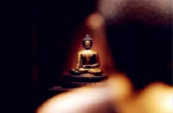 家庭和睦幸福满满的生肖女