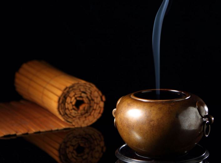 中元节逢甲寅日，谚语“鬼节逢六甲，鬼愁人不愁”是什么意思？