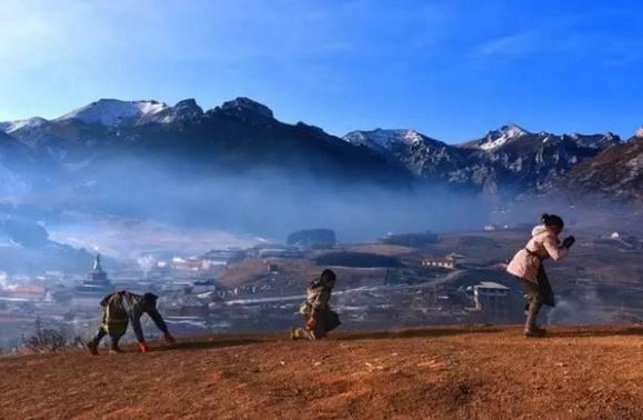 水瓶座男女受伤的表现