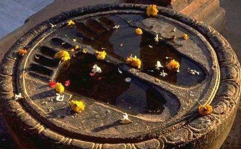 脸上有痦子会怎样,好还是不好？