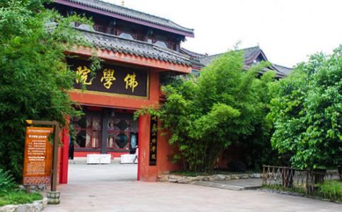 锰铝榴石的作用以及鉴定方法