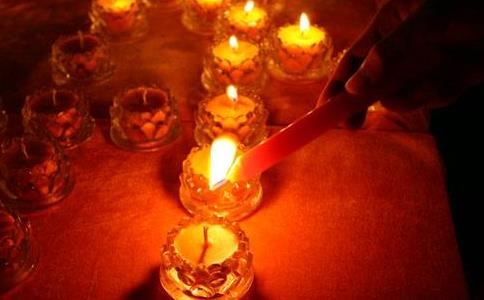 季姓鸡年缺土起名